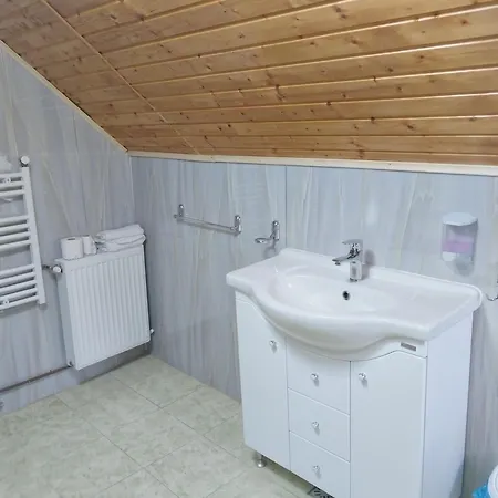 Complex Turistic Nora Hostel *