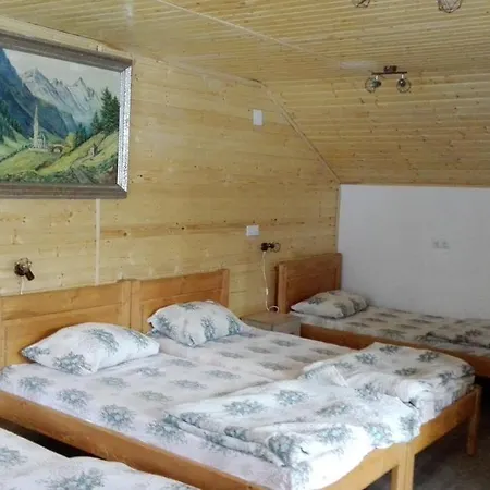 Complex Turistic Nora Hostel *